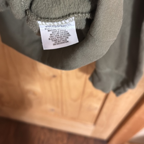 Aeropostale Green Hoodie with Embroidered Design - Picture 5 of 5